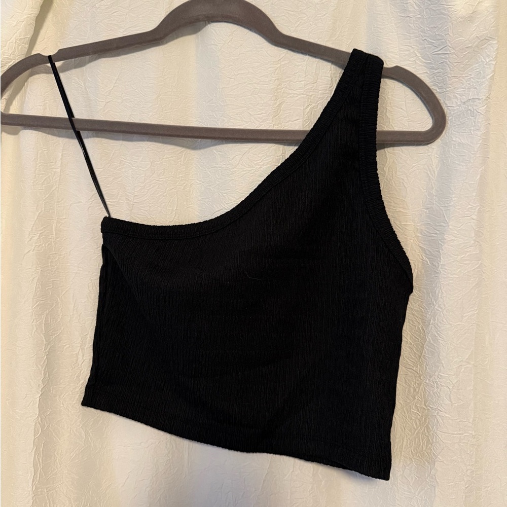 Black One-Shoulder Top